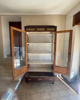 Mobili primi novecento