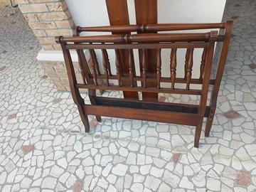 letto singolo in legno massello 