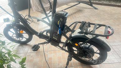 Bici elettrica pieghevole