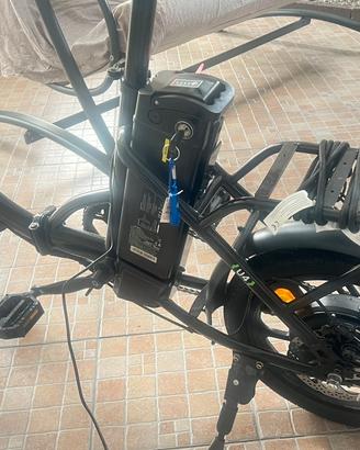 Bici elettrica pieghevole