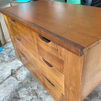 Cassettiera in legno massello