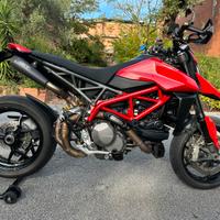 Hypermotard 950