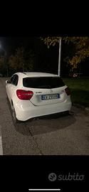 Mercedes classe A 180cdi dark night edition