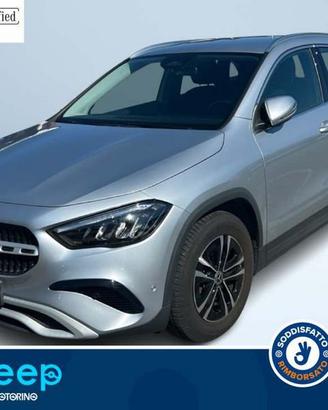 Mercedes-Benz GLA 180 D ADVANCED AUTO