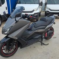YAMAHA TMAX 530