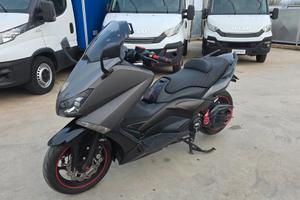 YAMAHA TMAX 530