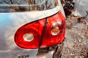 Ricambi Golf 5 (2005/8) Fari ant Led , ecc