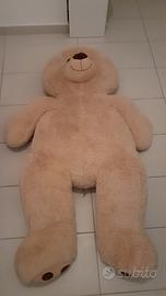 Orso peluche gigante