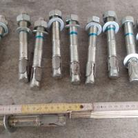 Tasselli per fissaggio su cemento HILTI