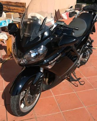Kawasaki GTR 1400