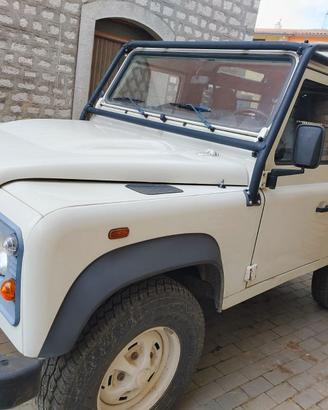 LAND ROVER DEFENDER LD 90 SW 01