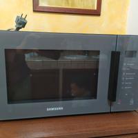 Microonde Samsung 23 L - come nuovo!!