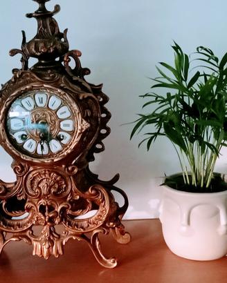 Orologio stile antico