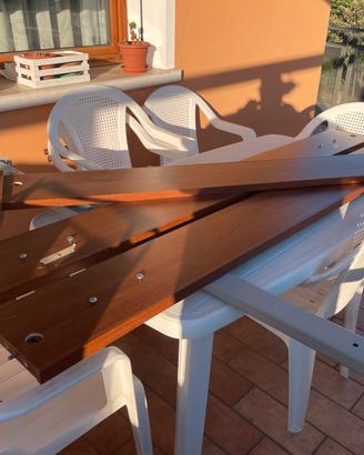 Letto matrimoniale privo di rete