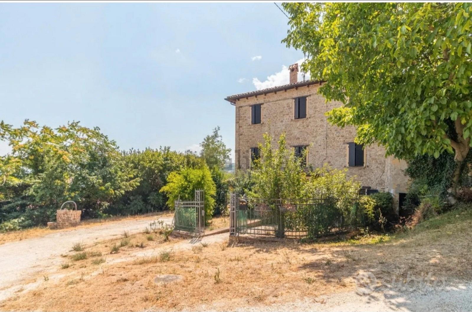 Villa stile rustico con terreno - Altro