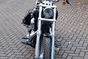Harley dyna super glide