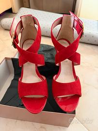 Sandalo rosso pittarello