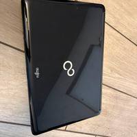 Fujitsu pc portatile