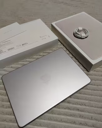 Macbook Neo 2026 blush 8/512