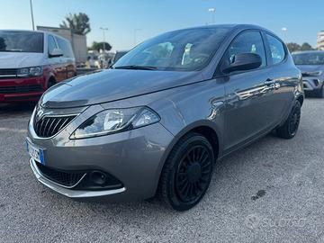 LANCIA Ypsilon 1.0 FireFly 5pS&S Hyb. Eco Silv.