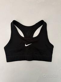 Top nike sportivo nero