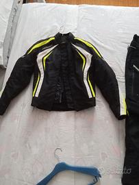 abbigliamento moto donna