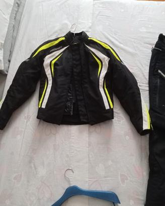 abbigliamento moto donna