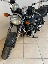 Suzuki GSX 1200 - 2001