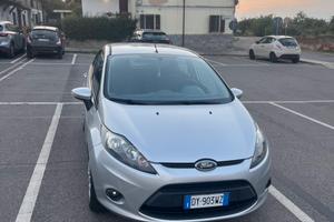 Ford Fiesta 5 porte 1.2 benzina 82cv
