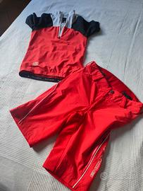 maglia e pantaloni ciclismo MTB