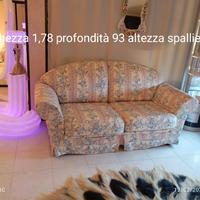 DIVANO A PADOVA