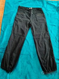 Pantalone nero leggero donna
