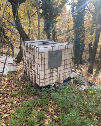 cisterna , serbatoio acqua 1000 l