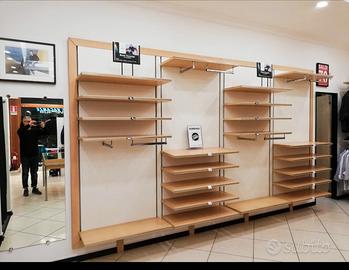 arredo negozio abbigliamento 