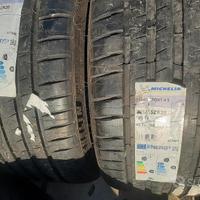 245 35 20 michelin nuove