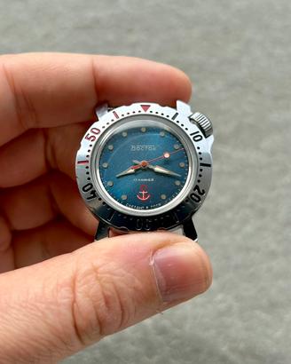 Orologio Vostok meccanico 17 rubini stile Amphibia