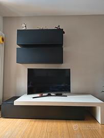 mobile soggiorno completo di pensili