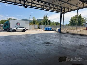 Immobile di 1535 m² con 1 locale a Acerra