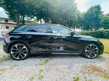 AUDI A3 35 TDI Sportback business S tronic