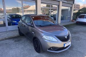 Lancia Ypsilon 1.2 69 CV 5 porte S&S Black and Noi