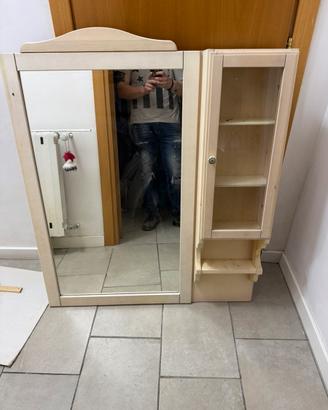 Specchiera bagno in legno con mensole