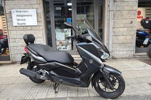 Yamaha X-Max 250