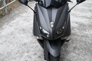 Yamaha t-max 530