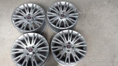 CERCHI IN LEGA ORIGINALI PER FIAT BRAVO 16”