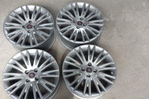 CERCHI IN LEGA ORIGINALI PER FIAT BRAVO 16”
