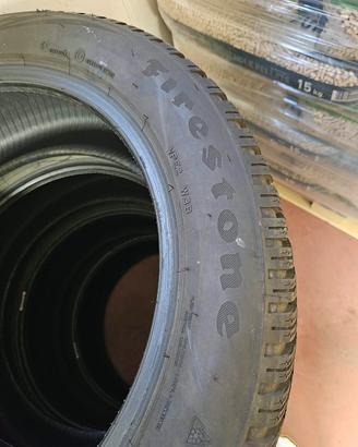 Treno gomme invernali Firestone