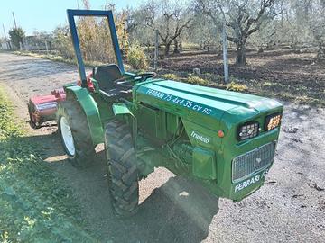 Trattore Ferrari 35 cv incersore 4 x4 sterzante ca