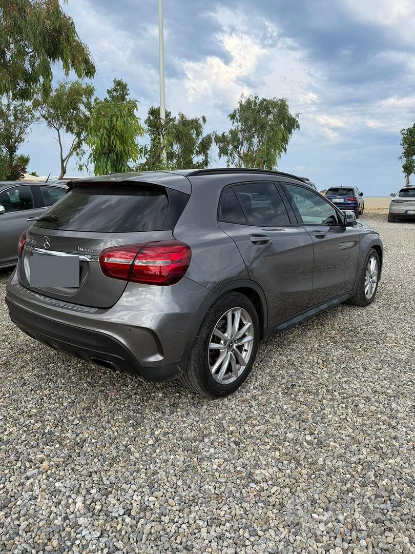 Mercedes-Benz Gla 2018 photo 3
