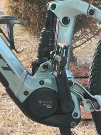 Scoot  930 strike  Eride