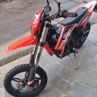 Beta 125 4T motard 
